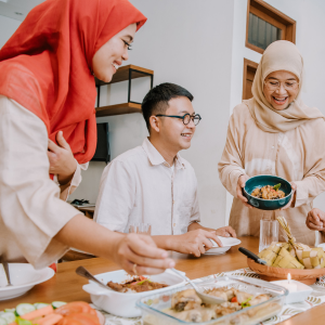 A family celebrating Ramadan